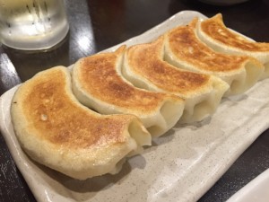 自家製デカイ焼き餃子