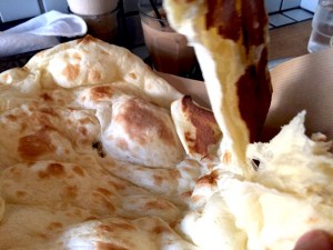 もちもちのナン