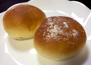オレンジとクリームチーズのパン