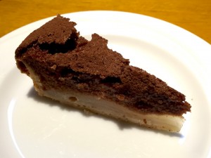 洋梨入りチョコレートタルト