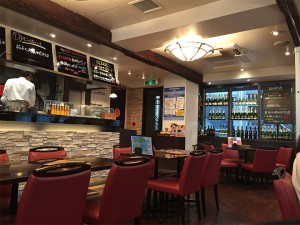 ボナペティートパパ　店内