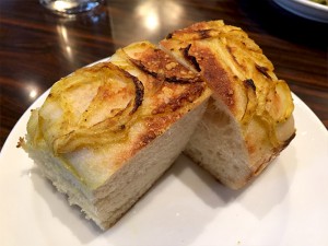 カレーのフォカッチャ
