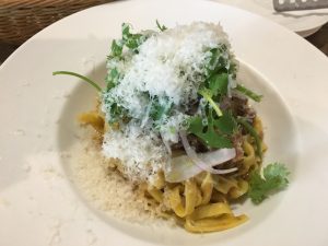 ラムとパクチーのピリ辛生パスタ