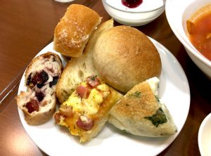 パン食べ放題