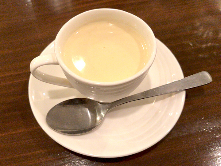 とうもろこしの冷製スープ