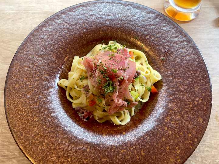 本日のモチモチ生パスタ
