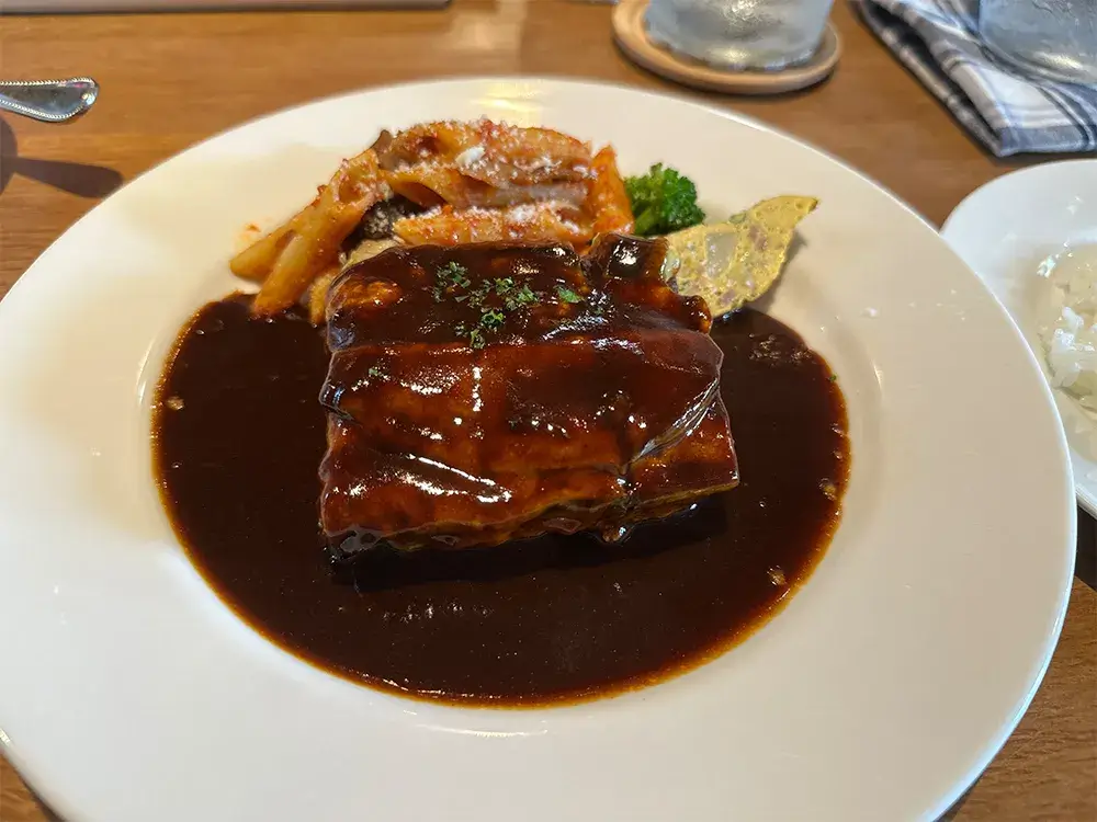 バトルシップグレイのランチ