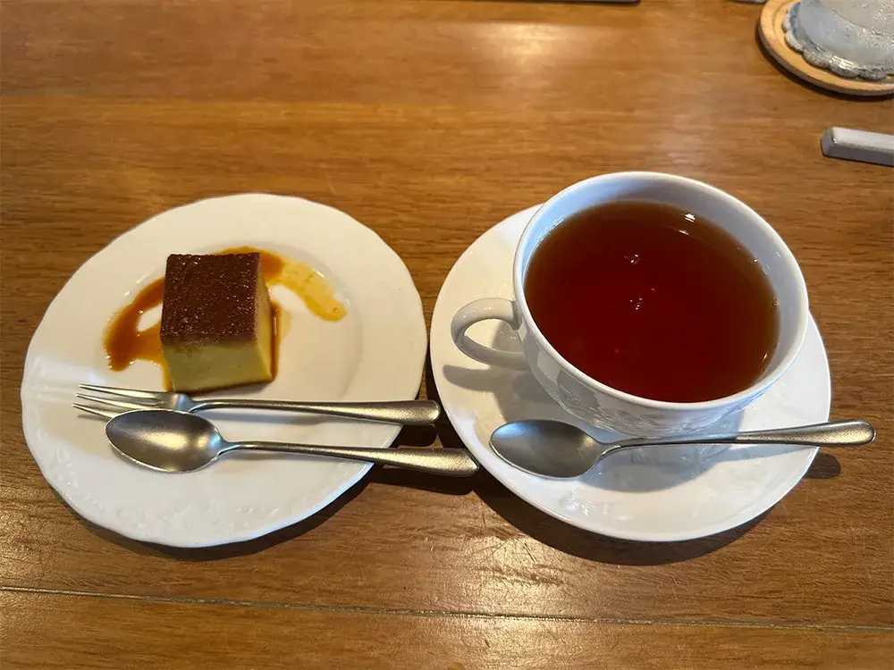 バトルシップグレイのランチ