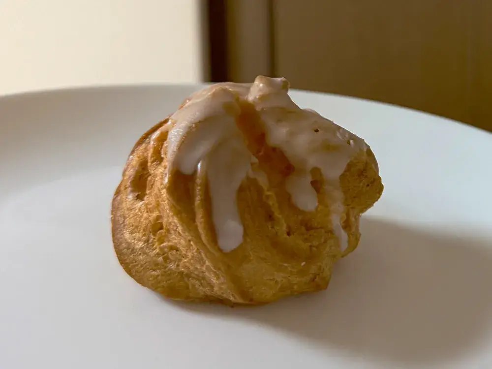 新鮮ヨーグルトの生クリームシュボン