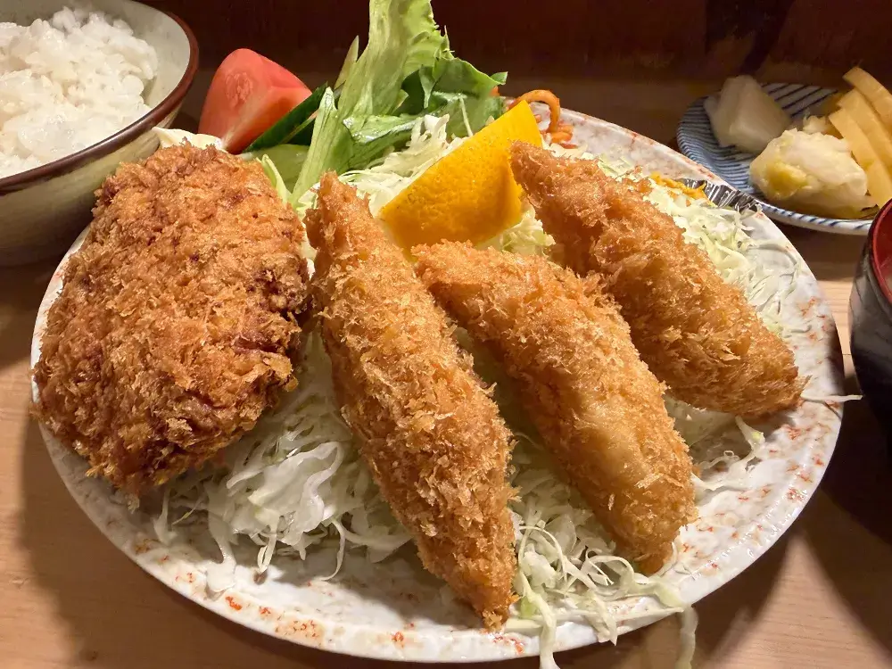 とんかつ志野チキン＋メンチ